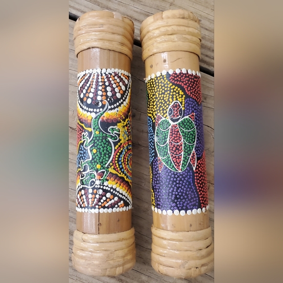 2 Rain Sticks, Turtle, Gecko, Dot Painted Bamboo, Small - Picture 7 of 7